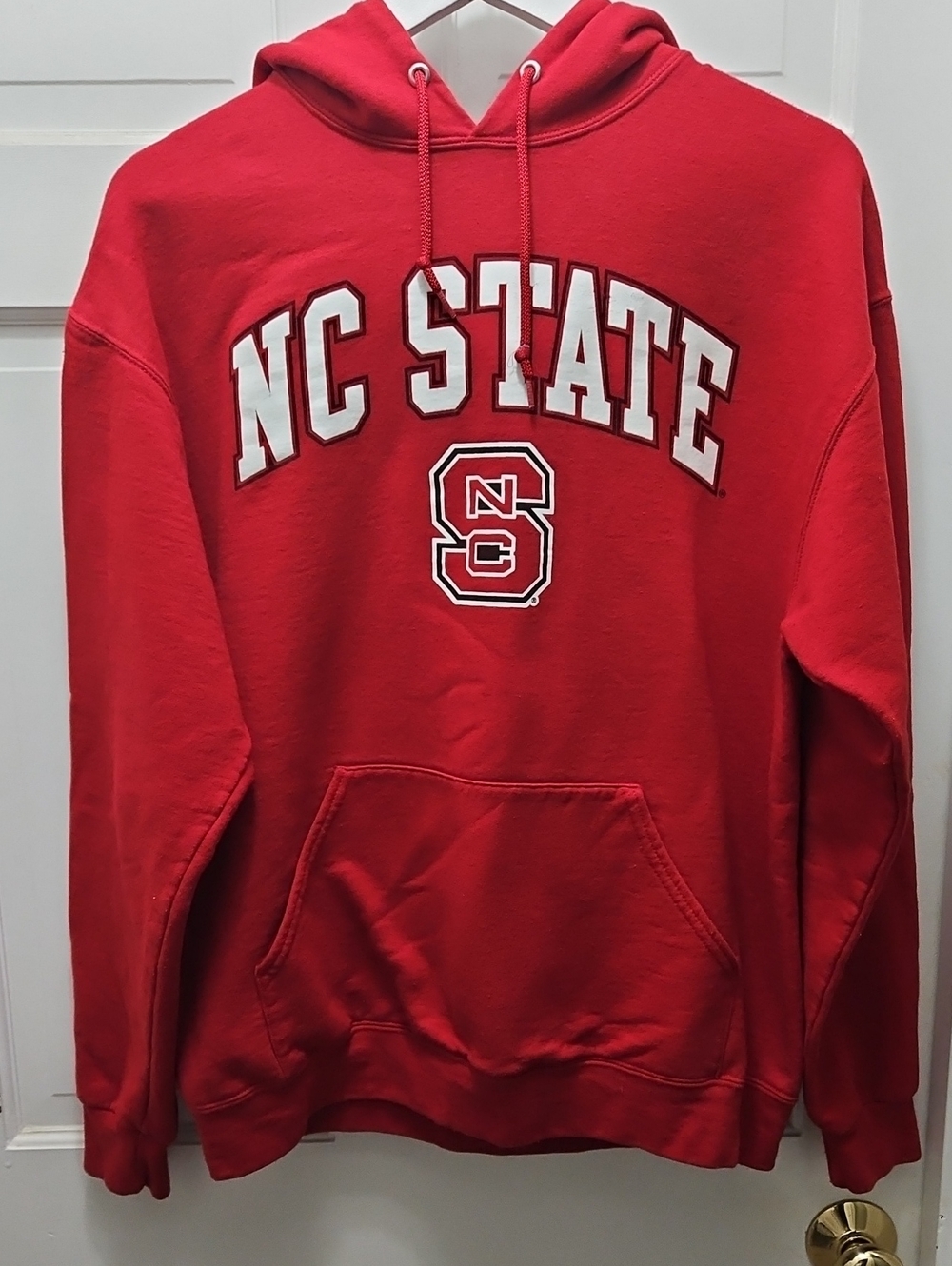 Mens NC STATE WOLFPACK Red Hoodie Size Large